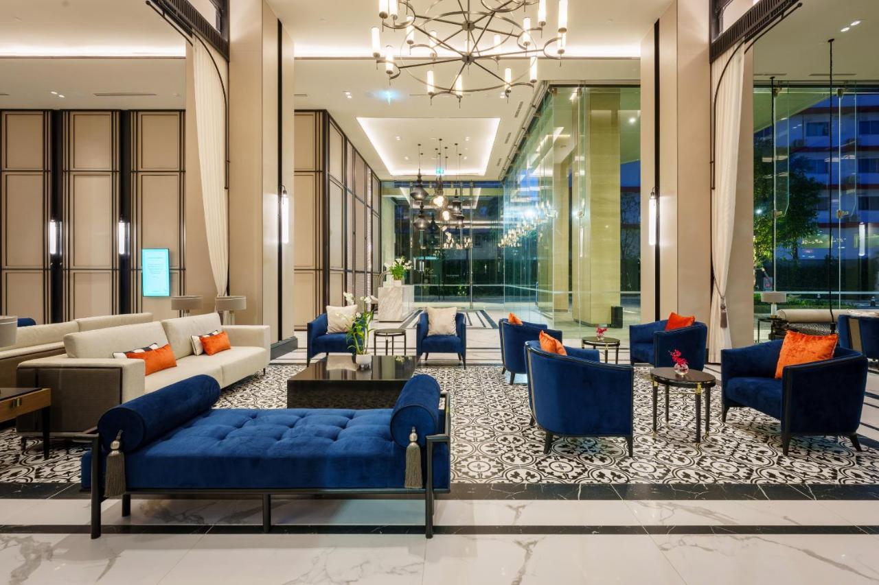 Somerset Pattaya Bagian luar foto The lobby of the hotel