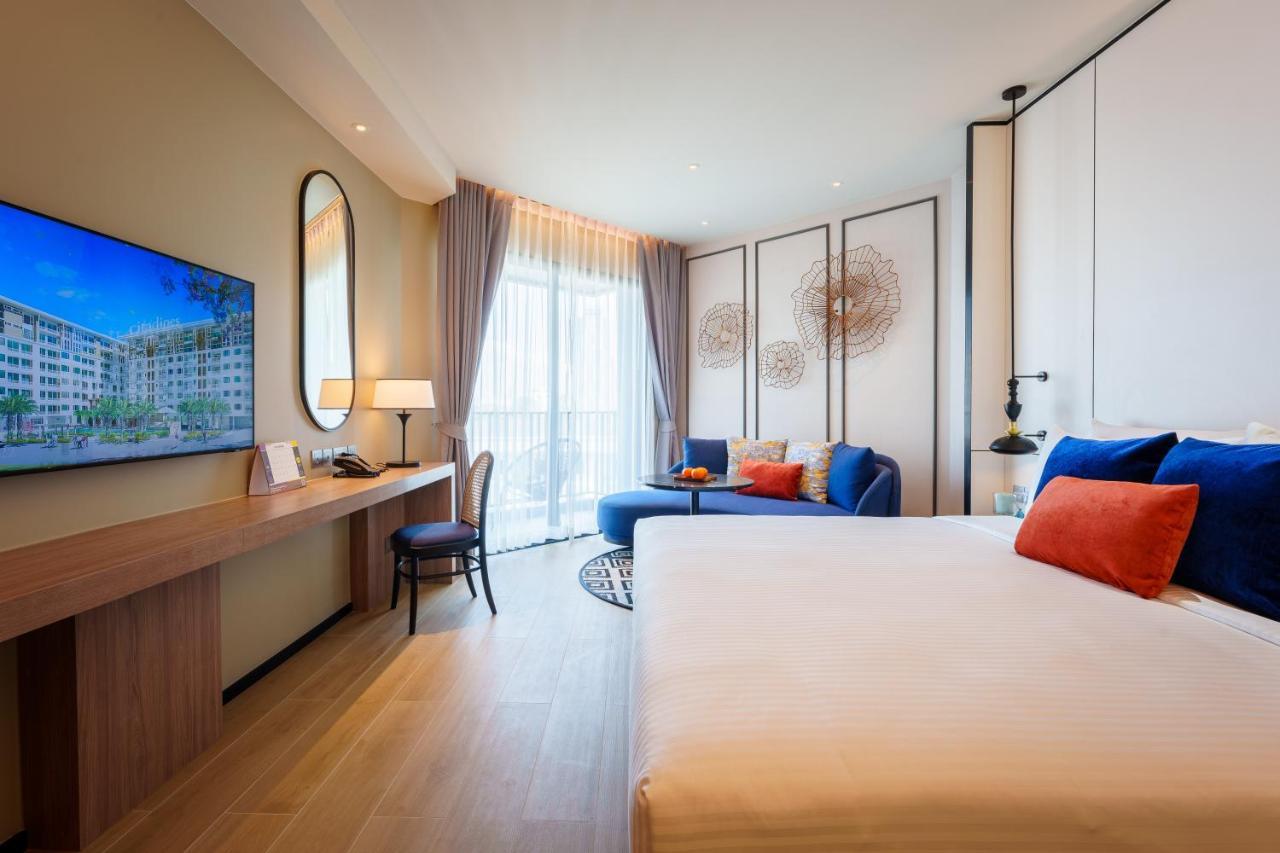 Somerset Pattaya Bagian luar foto Deluxe Room